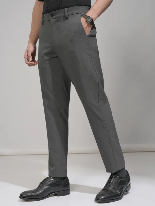 Highlander Men Charcoal Slim Fit Solid Formal Trouser