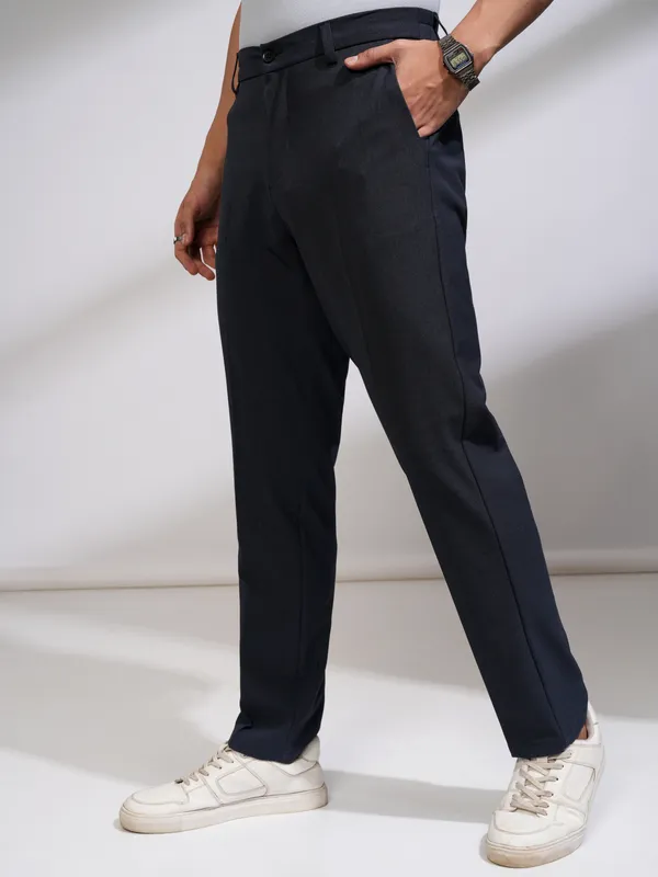 Highlander Men Navy Blue Relaxed Fit Solid Casual Trouser
