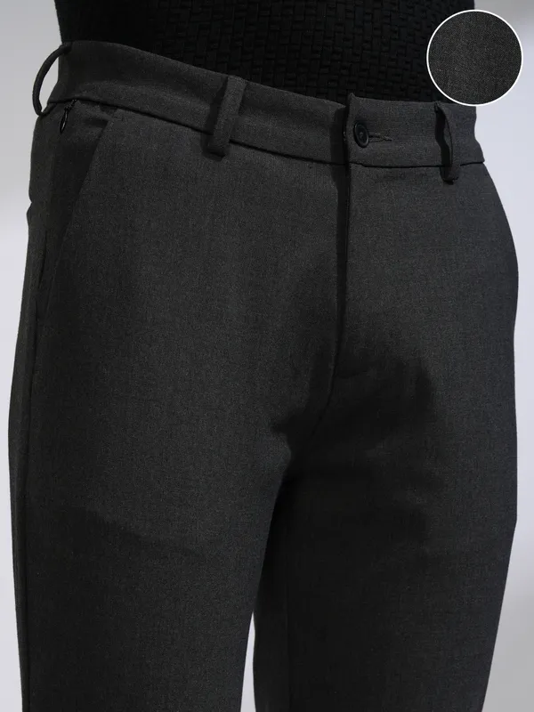 Highlander Men Grey Melange Slim Fit Solid Casual Trouser