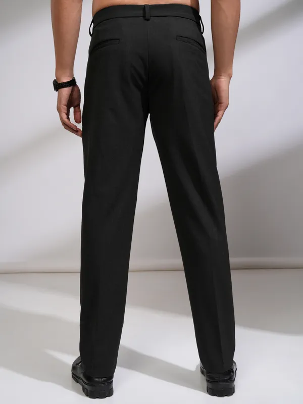 Highlander Men Charcoal Slim Fit Solid Casual Trouser