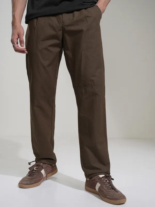 Highlander Men Brown Straight Fit Solid Casual Trouser