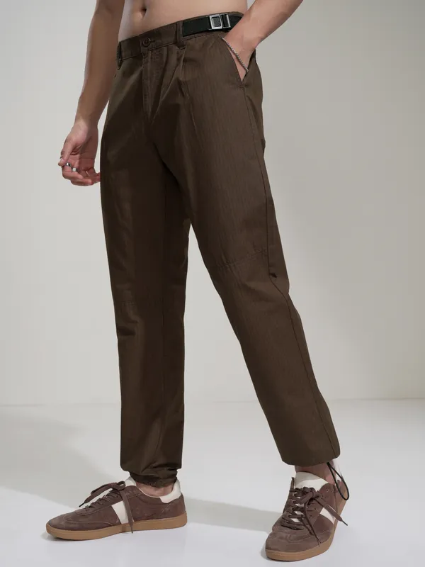 Highlander Men Brown Straight Fit Solid Casual Trouser