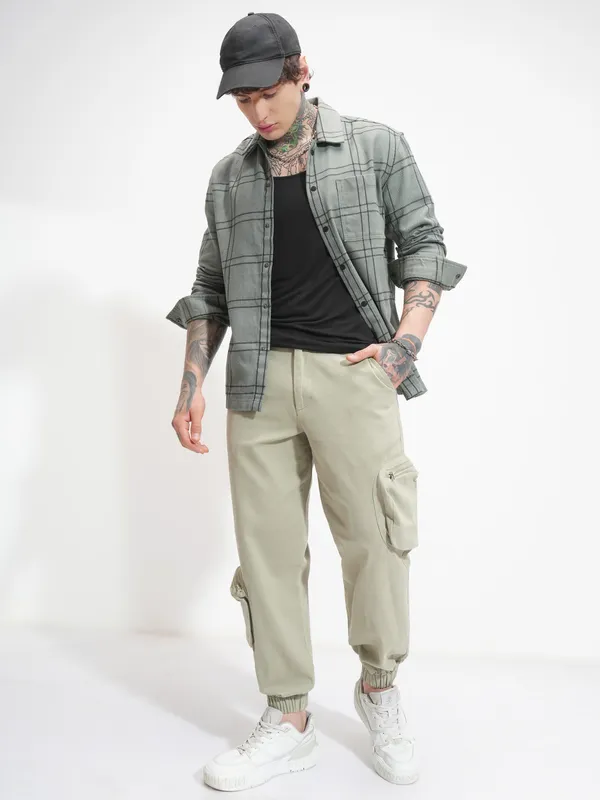 Men Straight Fit Cargos