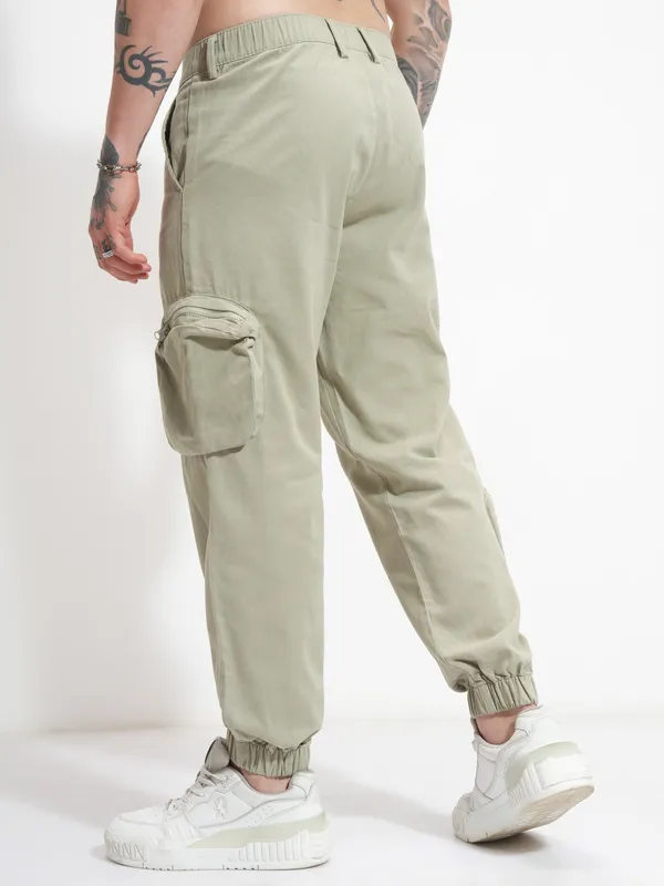 Men Straight Fit Cargos