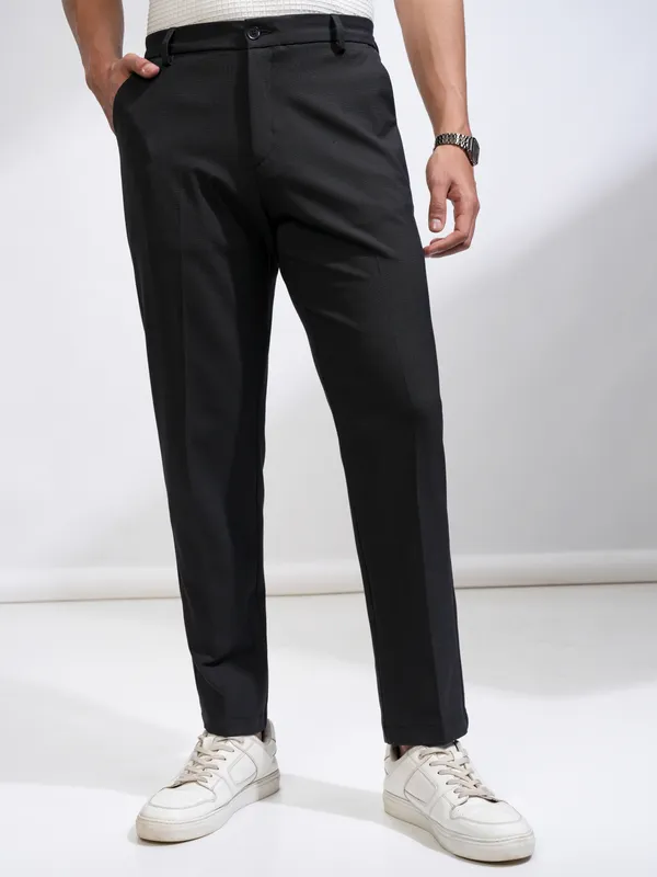 Highlander Men Black Slim Fit Solid Casual Trouser