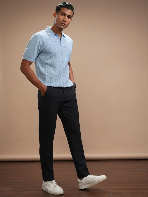 Highlander Men Navy Blue Slim Fit Solid Casual Trouser