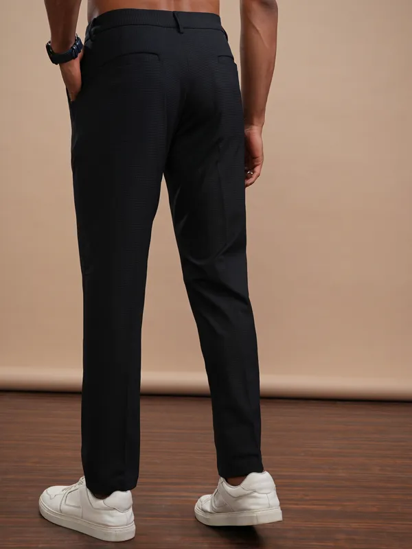 Highlander Men Navy Blue Slim Fit Solid Casual Trouser