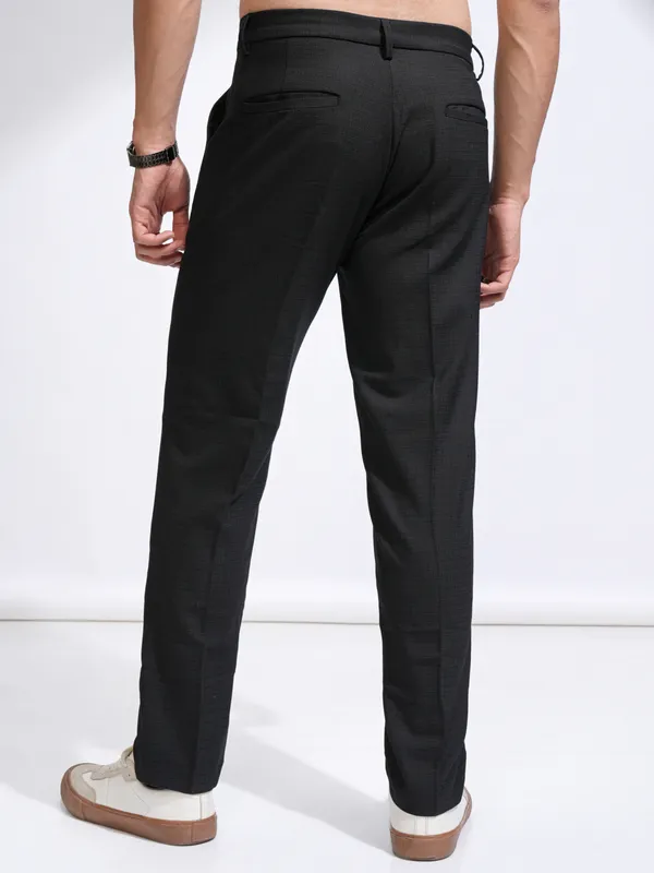 Highlander Men Black Slim Fit Solid Casual Trouser