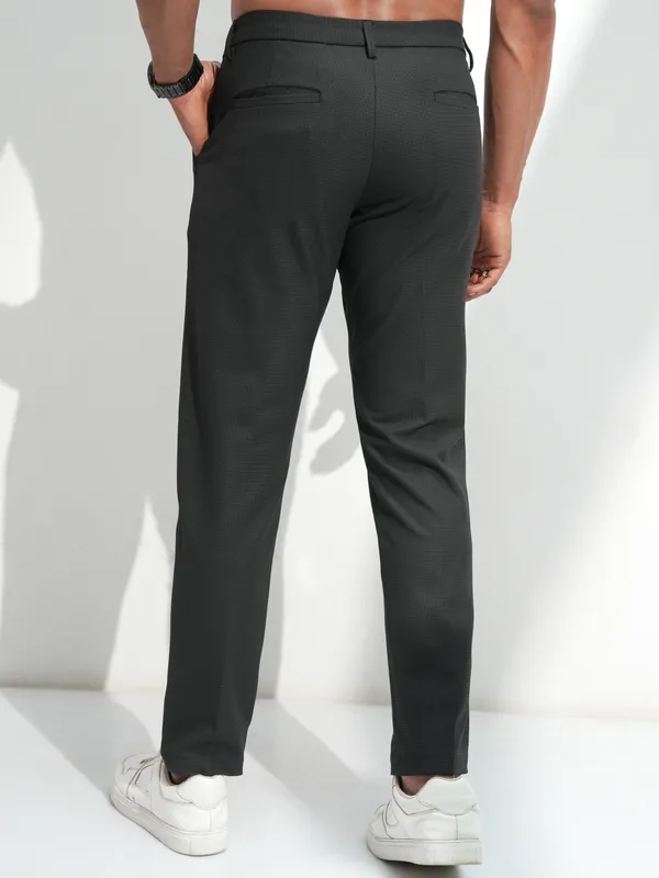 Highlander Men Black Slim Fit Solid Casual Trouser