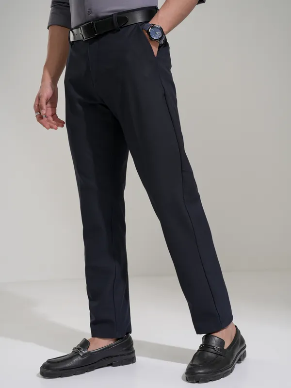 Highlander Men Navy Blue Slim Fit Solid Casual Trouser