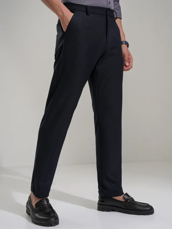 Highlander Men Navy Blue Slim Fit Solid Casual Trouser