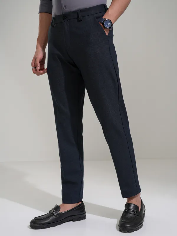 Highlander Men Navy Blue Slim Fit Solid Casual Trouser