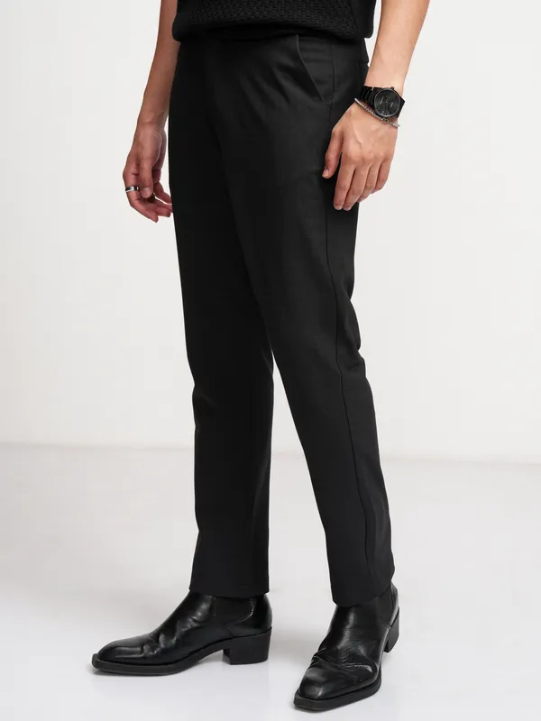 Highlander Men Charcoal Slim Fit Checked Formal Trouser