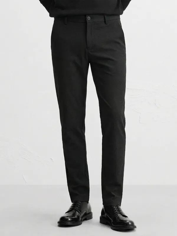 Highlander Men Black Slim Fit Solid Formal Trouser