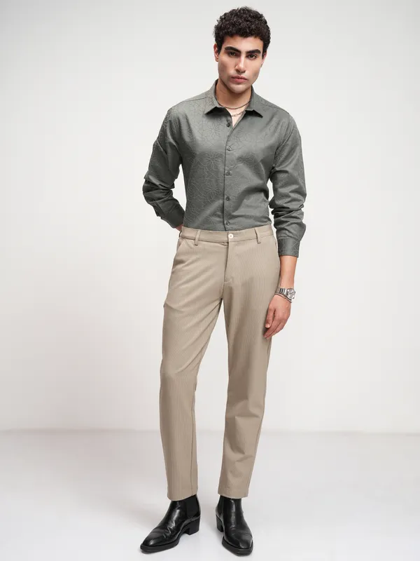 Highlander Men Beige Slim Fit Solid Formal Trouser