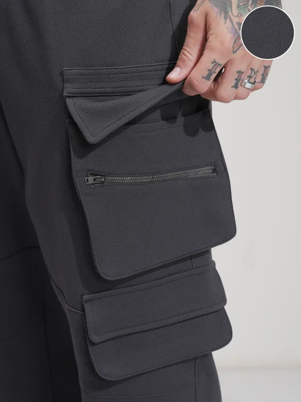 Highlander Men Grey Tapered Fit Solid Joggers