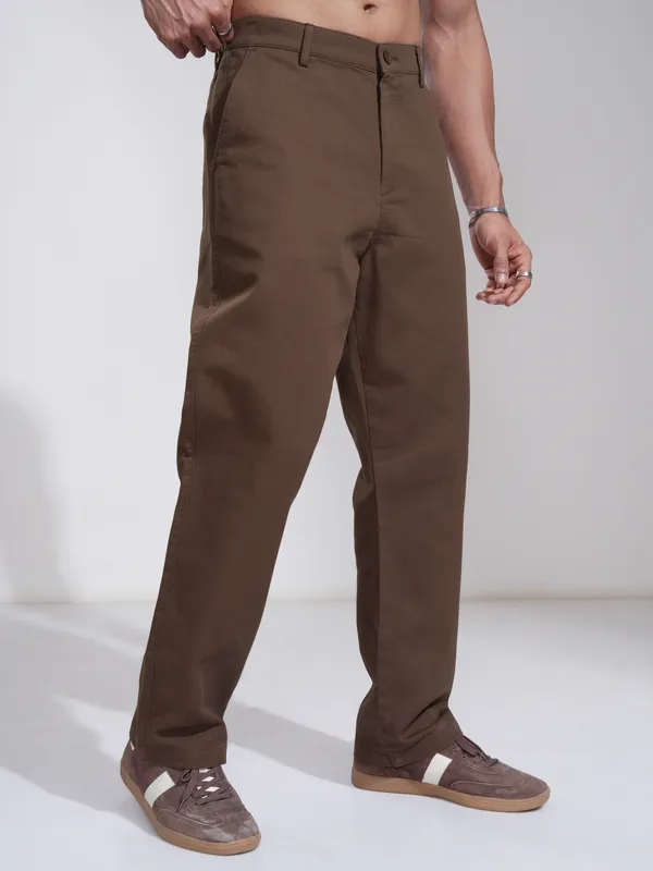 Highlander Men Brown Straight Fit Solid Casual Trouser