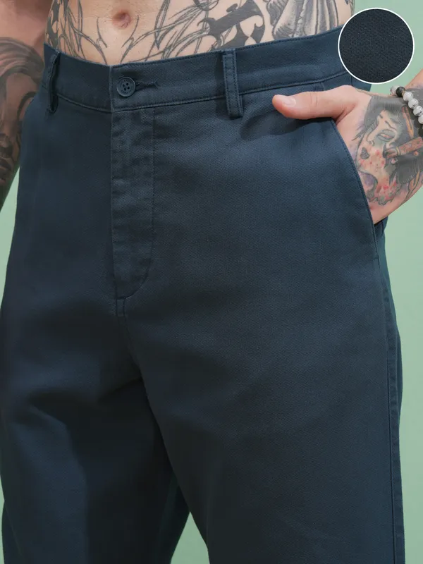 Highlander Men Blue Straight Fit Solid Casual Trouser