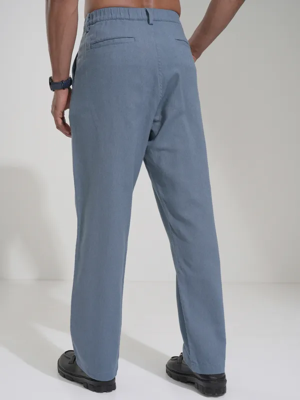 Highlander Men Blue Straight Fit Solid Casual Trouser
