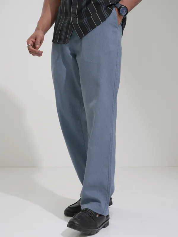 Highlander Men Blue Straight Fit Solid Casual Trouser