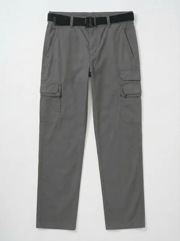 Highlander Men Grey Relaxed Fit Solid Cargo
