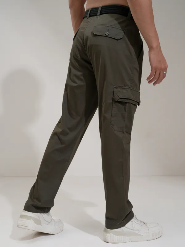 Highlander Men Grey Relaxed Fit Solid Cargo