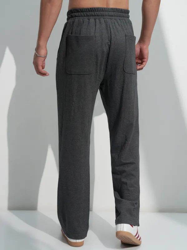 Highlander Men Charcoal Solid Straight Fit Regular Trousers