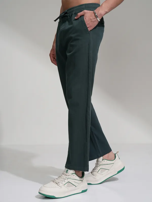 Highlander Men Teal Regular Fit Solid Formal Trousers