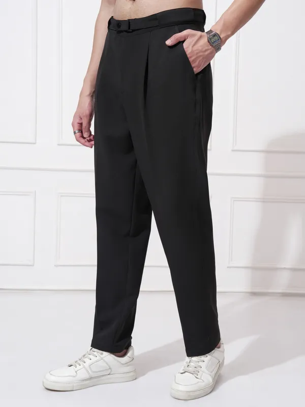 Men Tapered Fit Korean Pant