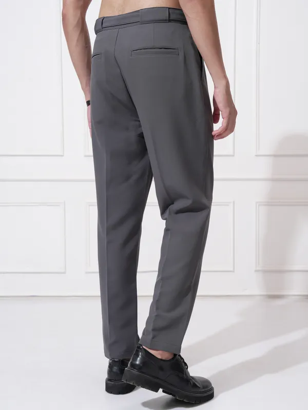 Highlander Men Grey Tapered Fit Solid Korean Pant