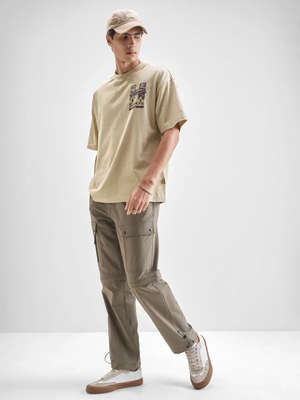 Highlander Men Pink Relaxed Fit Solid Cargos