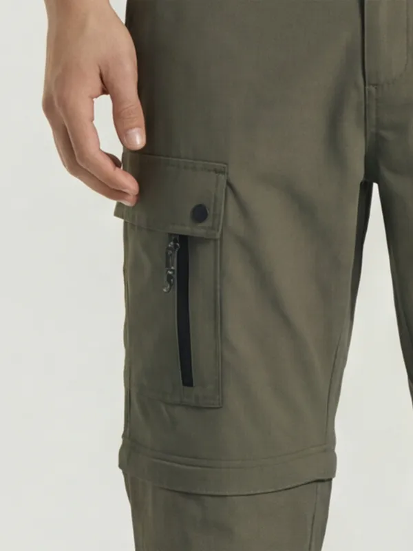 Highlander Men Olive Relaxed Fit Solid Regular Trouser