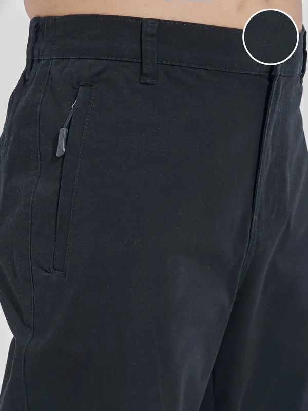 Highlander Men Black Relaxed Fit Solid Regular Trouser