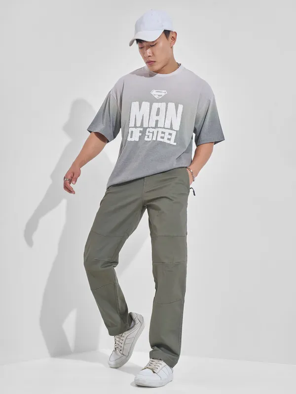 Highlander Men Grey Relaxed Fit Solid Cargos