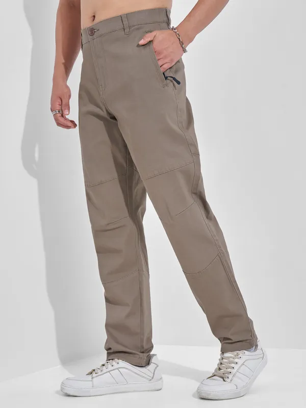 Highlander Men Taupe Relaxed Fit Solid Cargos