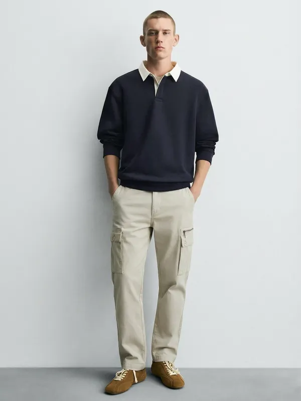 Highlander Men Beige Relaxed Fit Solid Cargo