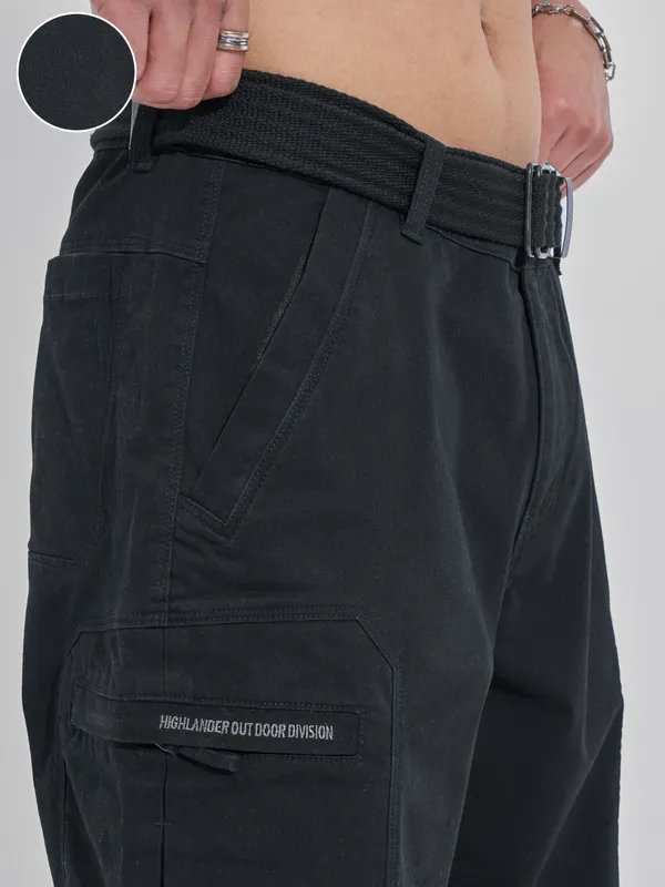 Highlander Men Black Relaxed Fit Solid Cargos
