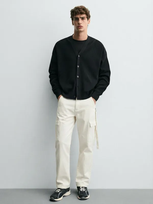 Highlander Men Grey Relaxed Fit Solid Cargo