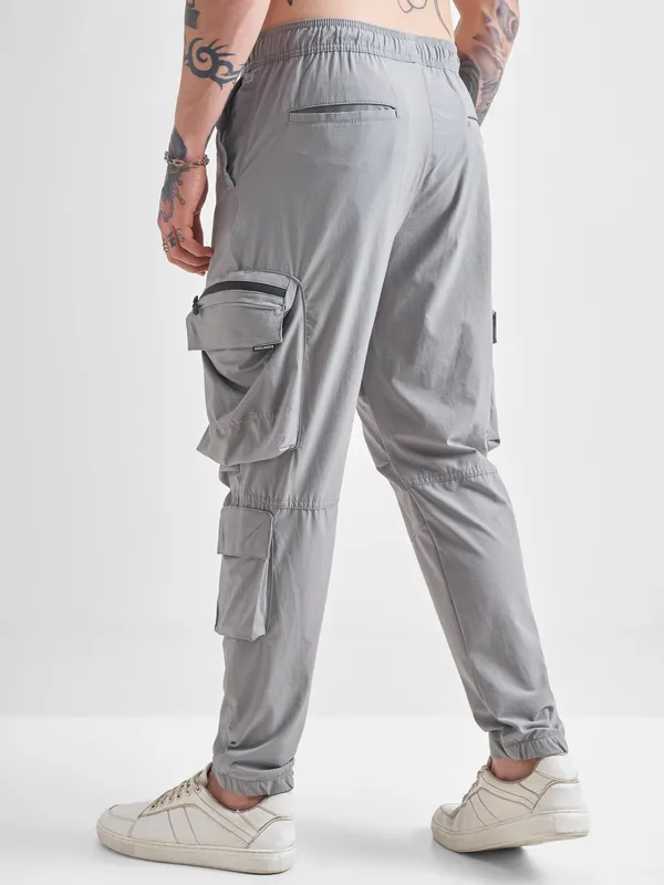 Highlander Men Grey Baggy Solid Cargos