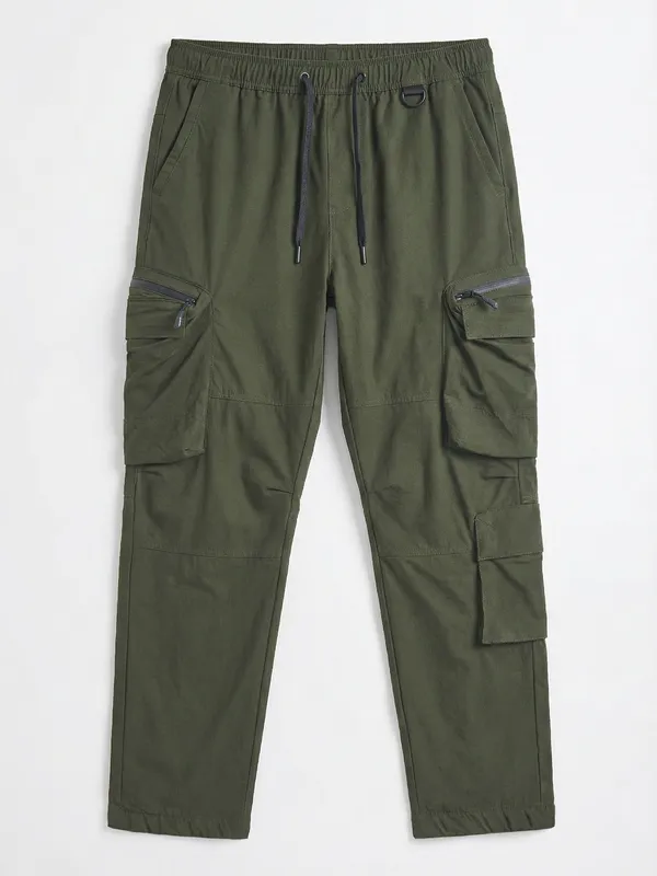 Highlander Men Green Baggy Solid Cargos