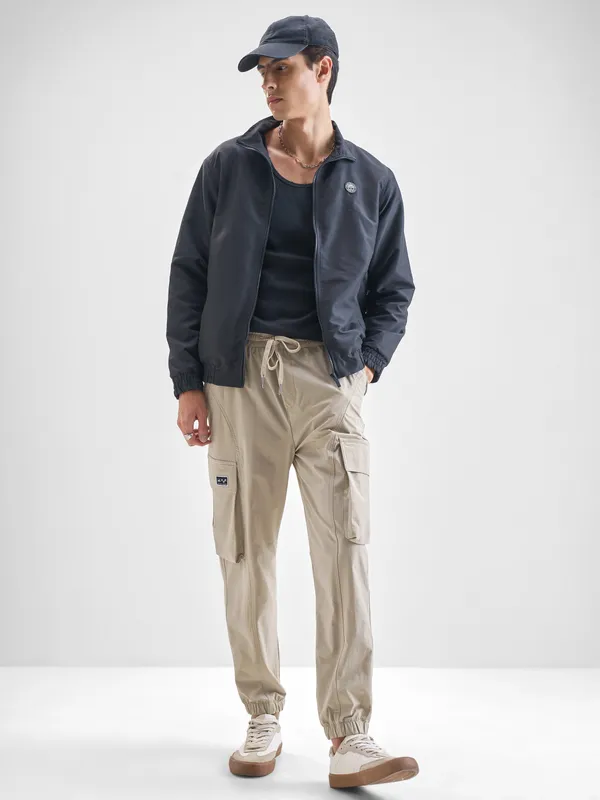 Highlander Men Beige Baggy Fit Solid Cargos