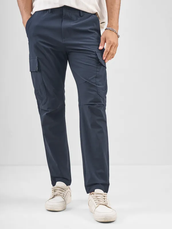 Highlander Men Blue Relaxed Fit Solid Cargos