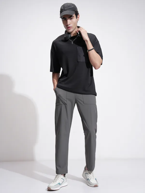 Highlander Men Grey Relaxed Fit Solid Casual Trouser