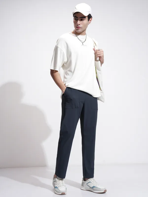 Highlander Men Blue Relaxed Fit Solid Casual Trouser