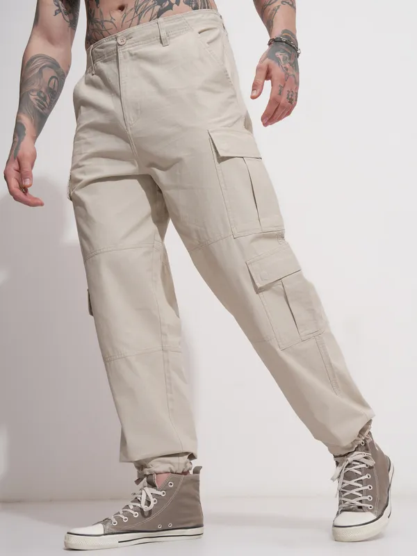 Highlander Men Grey Loose Fit Solid Cargo