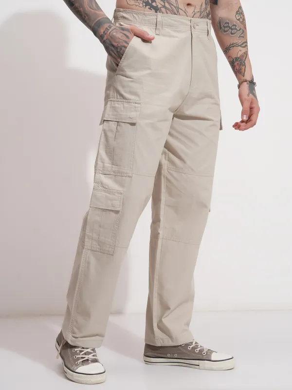 Highlander Men Grey Loose Fit Solid Cargo