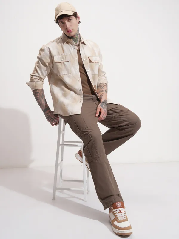 Highlander Men Brown Loose Fit Solid Cargo