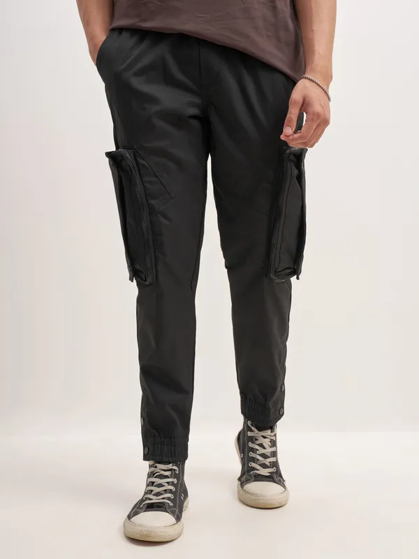 Highlander Men Taupe Relaxed Fit Solid Cargos