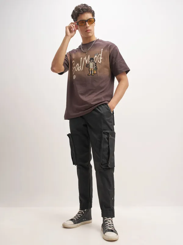 Highlander Men Taupe Relaxed Fit Solid Cargos