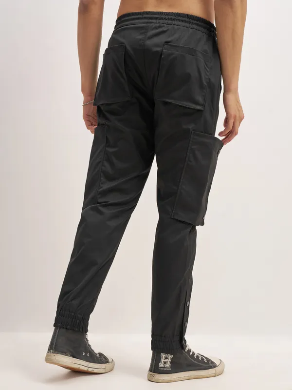 Highlander Men Taupe Relaxed Fit Solid Cargos